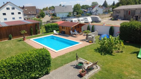 Ferienwohnungen zur Elz - Traumhafte 160 qm Wohnung mit Pool und Garten Nähe des Europaparks